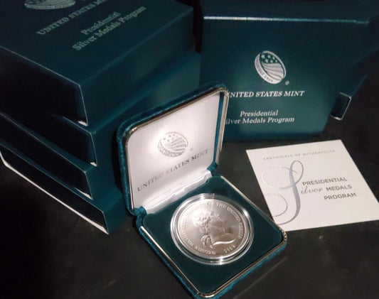 1 oz Silver Presidential Medal George Washington US Mint