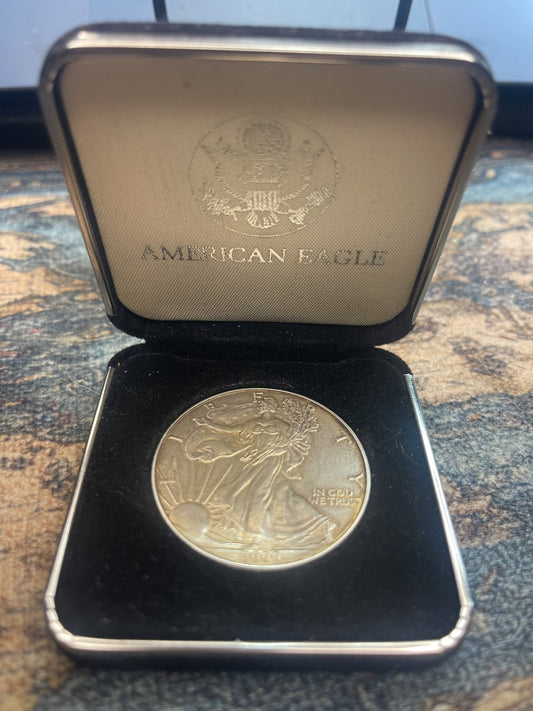 2000 American Silver Eagle 1 oz .999 Silver – Toned with Presentation Box